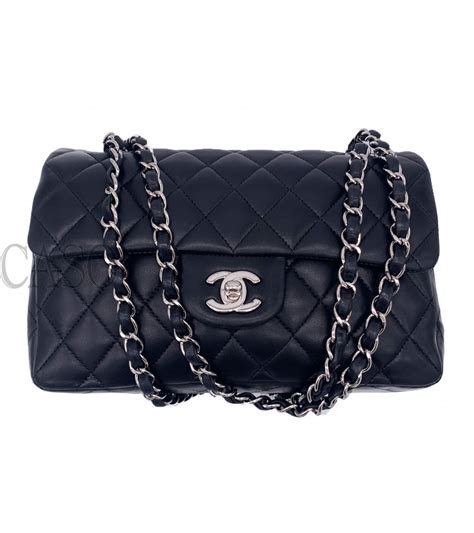 borsa chanel in pelle nera matelasse 2009|CHANEL Borsa a mano Matelasse in pelle verniciata nera .